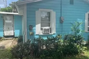 537 State St, North Fort Myers, FL 33903 - Photo 4
