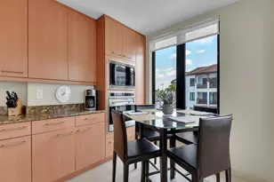 1490 5th Ave S, Naples, FL 34102 - Photo 16