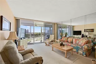 3 Bluebill Ave, Naples, FL 34108 - Photo 4