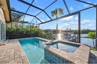 3254 Lakeview Dr, Naples, FL 34112 - Photo 20