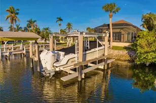 3254 Lakeview Dr, Naples, FL 34112 - Photo 22