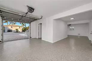 2736 Gulfview Dr, Naples, FL 34112 - Photo 28