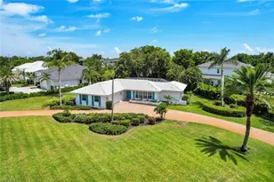 740 Park Shore Dr, Naples, FL 34103 - Photo 1