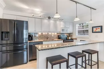 980 7th Ave S #201, Naples, FL 34102 - Photo 6