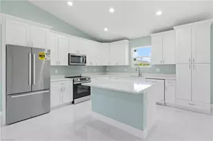 3113 68th St W, Lehigh Acres, FL 33971 - Photo 8