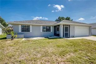 301 SW 32nd Terrace, Cape Coral, FL 33914 - Photo 2