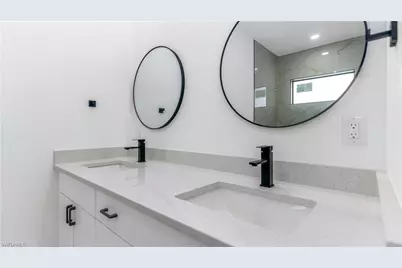 3315 Sunshine Blvd N, Lehigh Acres, FL 33971 - Photo 10