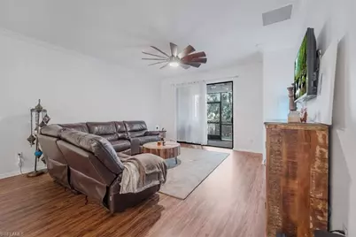 9052 Glenforest Dr, Naples, FL 34120 - Photo 8