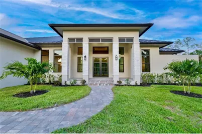 538 13th St SW, Naples, FL 34117 - Photo 2