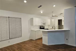 15258 Cricket Ln, Fort Myers, FL 33919 - Photo 16