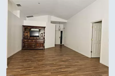 15258 Cricket Ln, Fort Myers, FL 33919 - Photo 6