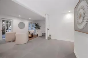 888 10th St S, Naples, FL 34102 - Photo 4