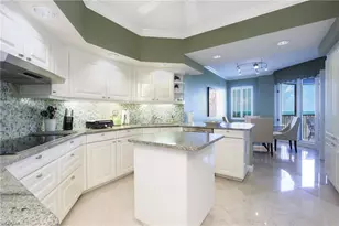 8990 Bay Colony Dr, Naples, FL 34108 - Photo 10