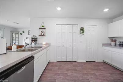 3002 NW 3rd Pl, Cape Coral, FL 33993 - Photo 16