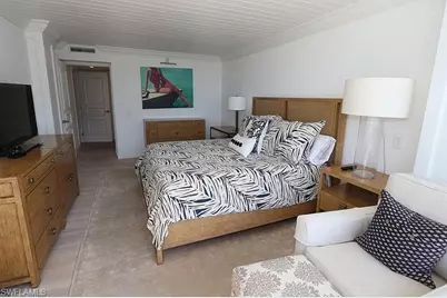 4041 Gulf Shore Blvd N #301, Naples, FL 34103 - Photo 14