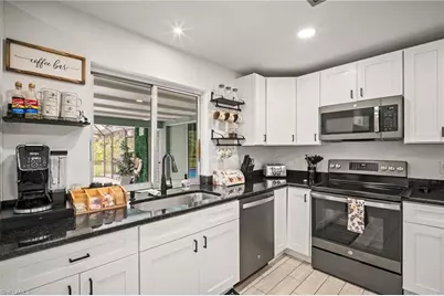 2001 Bahama Ave, Fort Myers, FL 33905 - Photo 10