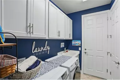 7602 Jacaranda Ln, Naples, FL 34114 - Photo 10