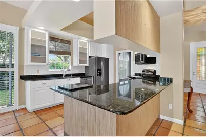 5902 Bermuda Ln, Naples, FL 34119 - Photo 14