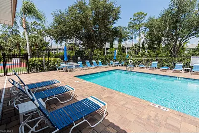 260 Robin Hood Cir #202, Naples, FL 34104 - Photo 26
