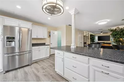 4803 SW Santa Barbara Ct #5, Cape Coral, FL 33914 - Photo 18