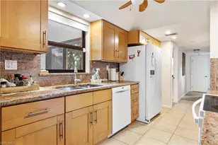 5483 Peppertree Dr, Fort Myers, FL 33908 - Photo 8