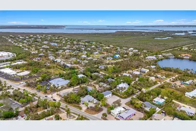 1544 Periwinkle Way, Sanibel, FL 33957 - Photo 34