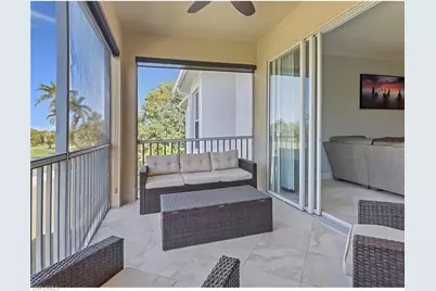 4650 Yacht Harbor Dr #125, Naples, FL 34112 - Photo 10