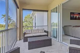 4650 Yacht Harbor Dr, Naples, FL 34112 - Photo 10