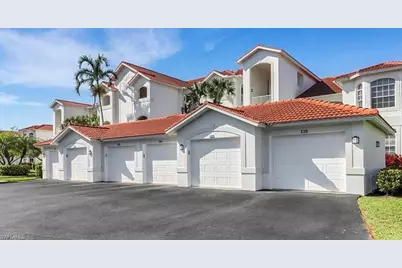 4650 Yacht Harbor Dr #125, Naples, FL 34112 - Photo 2