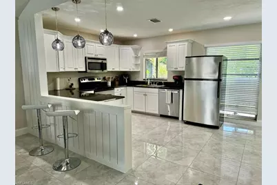 857 Palm View Dr #32, Naples, FL 34110 - Photo 2