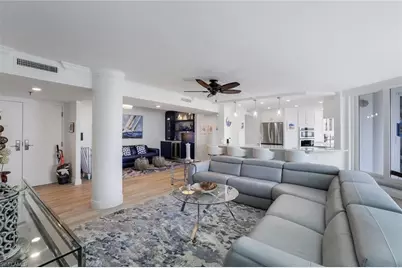 4041 Gulf Shore Blvd N #1705, Naples, FL 34103 - Photo 2