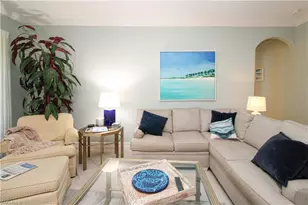 817 Carrick Bend Cir, Naples, FL 34110 - Photo 26