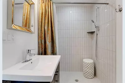 1262 10th St N, Naples, FL 34102 - Photo 20