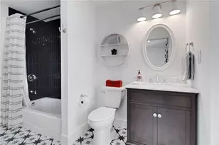 1262 10th St N, Naples, FL 34102 - Photo 18