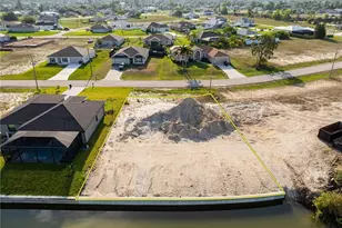 4230 NE 17th Ave, Cape Coral, FL 33909 - Photo 8