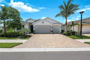 28086 Captiva Shell Loop, Bonita Springs, FL 34135 - Photo 4