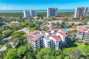 6500 Valen Way, Naples, FL 34108 - Photo 2