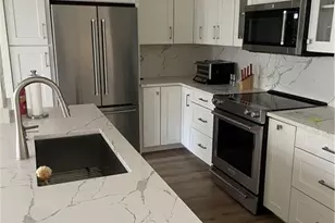 1471 Mandarin Rd, Naples, FL 34102 - Photo 6