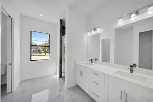 404 SW 28th Pl, Cape Coral, FL 33991 - Photo 14