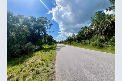 539 McDill Dr, Port Charlotte, FL 33953 - Photo 2