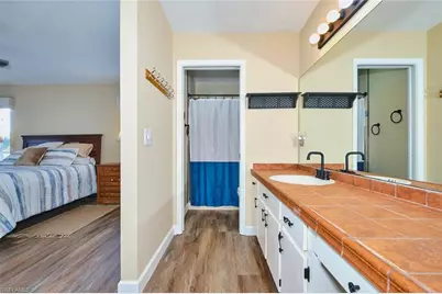 238 SE 9th Ter, Cape Coral, FL 33990 - Photo 26