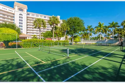 13105 Vanderbilt Dr #808, Naples, FL 34110 - Photo 24