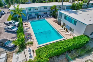 1295 Gulf Shore Blvd S, Naples, FL 34102 - Photo 22