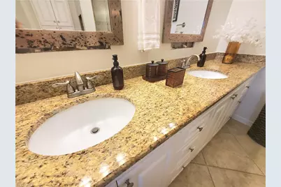 992 Marblehead Dr, Naples, FL 34104 - Photo 8