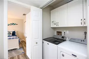 195 Peppermint Ln, Naples, FL 34112 - Photo 8