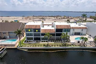 4210 SE 20th Pl, Cape Coral, FL 33904 - Photo 14