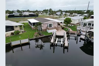 17521 Bryan Ct, Fort Myers Beach, FL 33931 - Photo 4