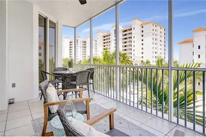 470 Launch Cir #V-405, Naples, FL 34108 - Photo 30