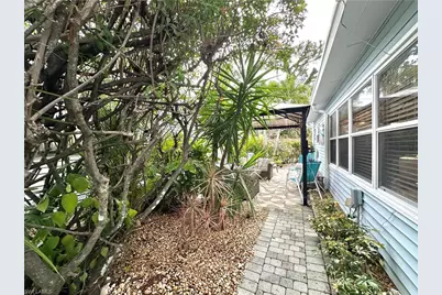 20181 Cumberland Ct, Estero, FL 33928 - Photo 2