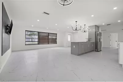 2285 SE 28th St, Cape Coral, FL 33904 - Photo 12